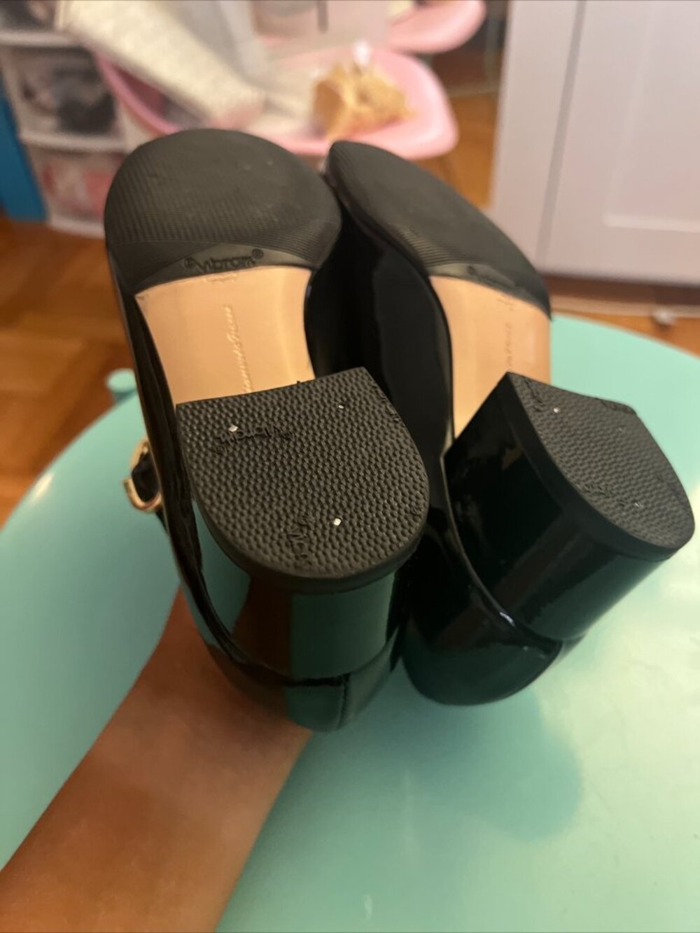 Gianvito Rossi Mary Ribbon Pumps - Picture 5 of 8